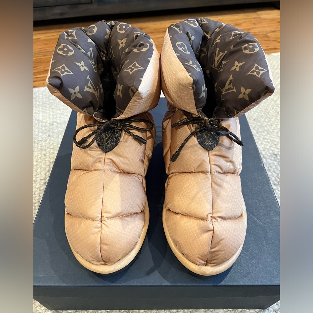 Women’s Louis Vuitton Pillow Comfort Ankle Boot